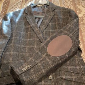 52 Regular Joseph Abboud blazer. 100% wool